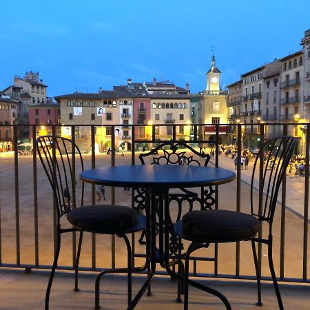 Apartaments Vicus 3 Con Vistas A La Plaza Mayor De Бік Екстер'єр фото