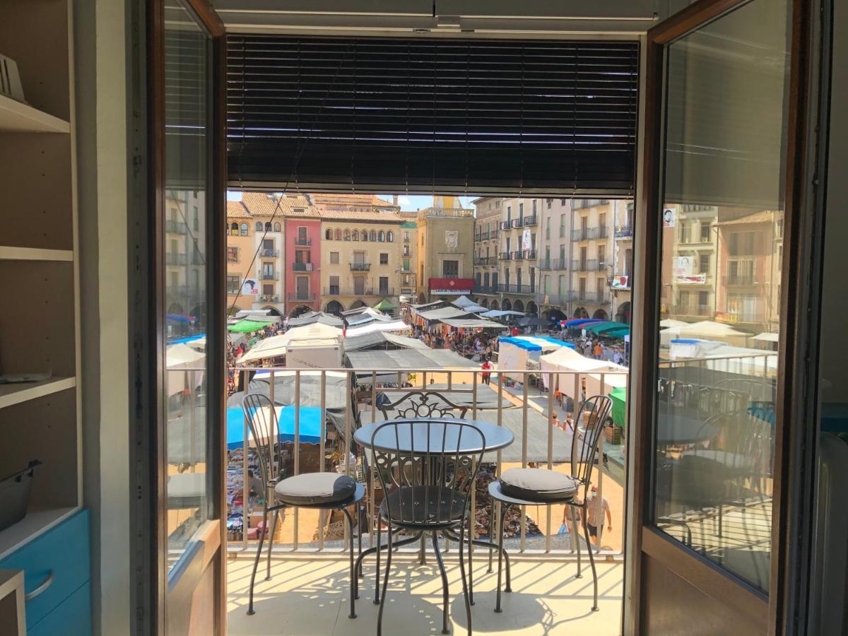 Apartaments Vicus 3 Con Vistas A La Plaza Mayor De Бік Екстер'єр фото